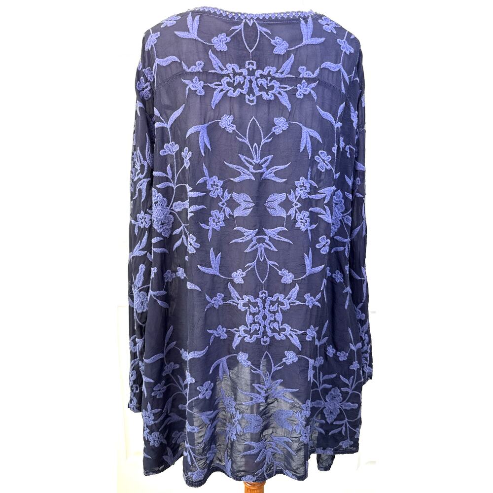 Johnny Was Blue Embroidered Tunic Top Medium Boho Floral V-Neck - Picture 5 of 8